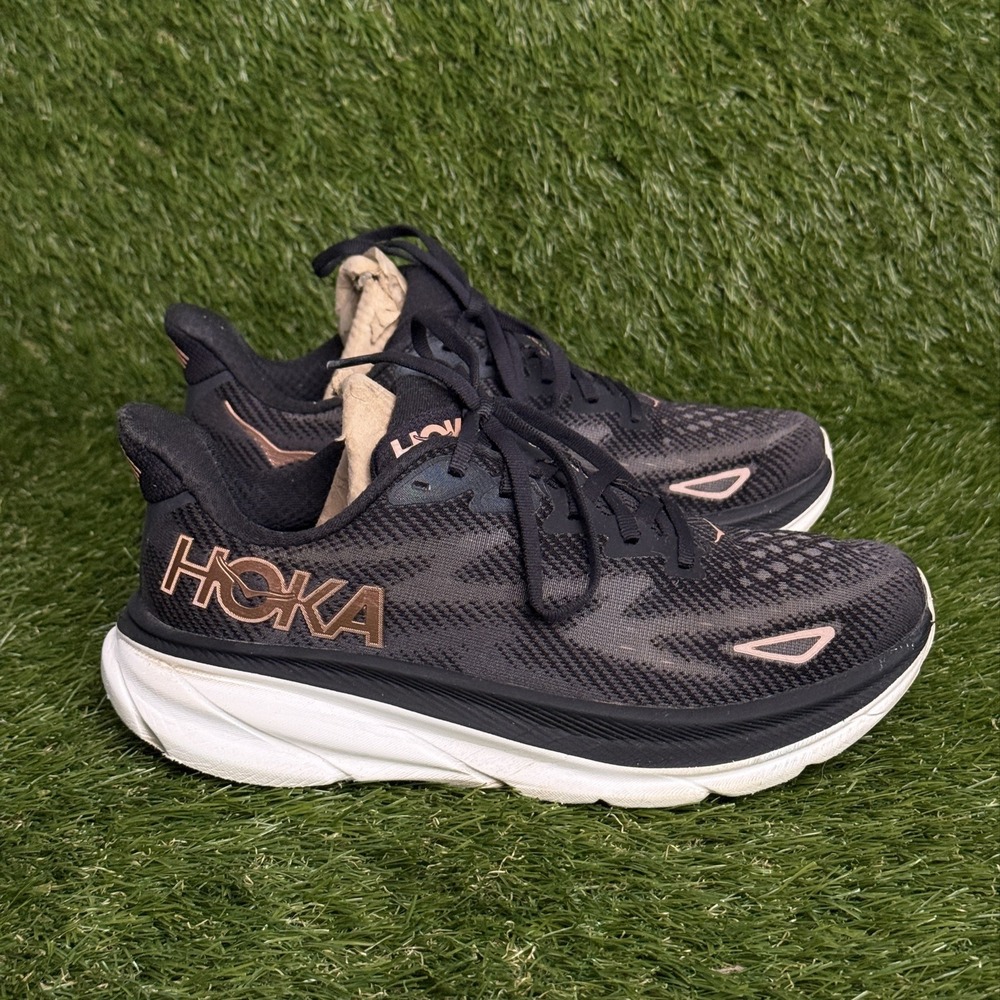 Hoka One One Clifton 9 Womens Size 7 B Black Rose Gold Running Shoes 1127896
